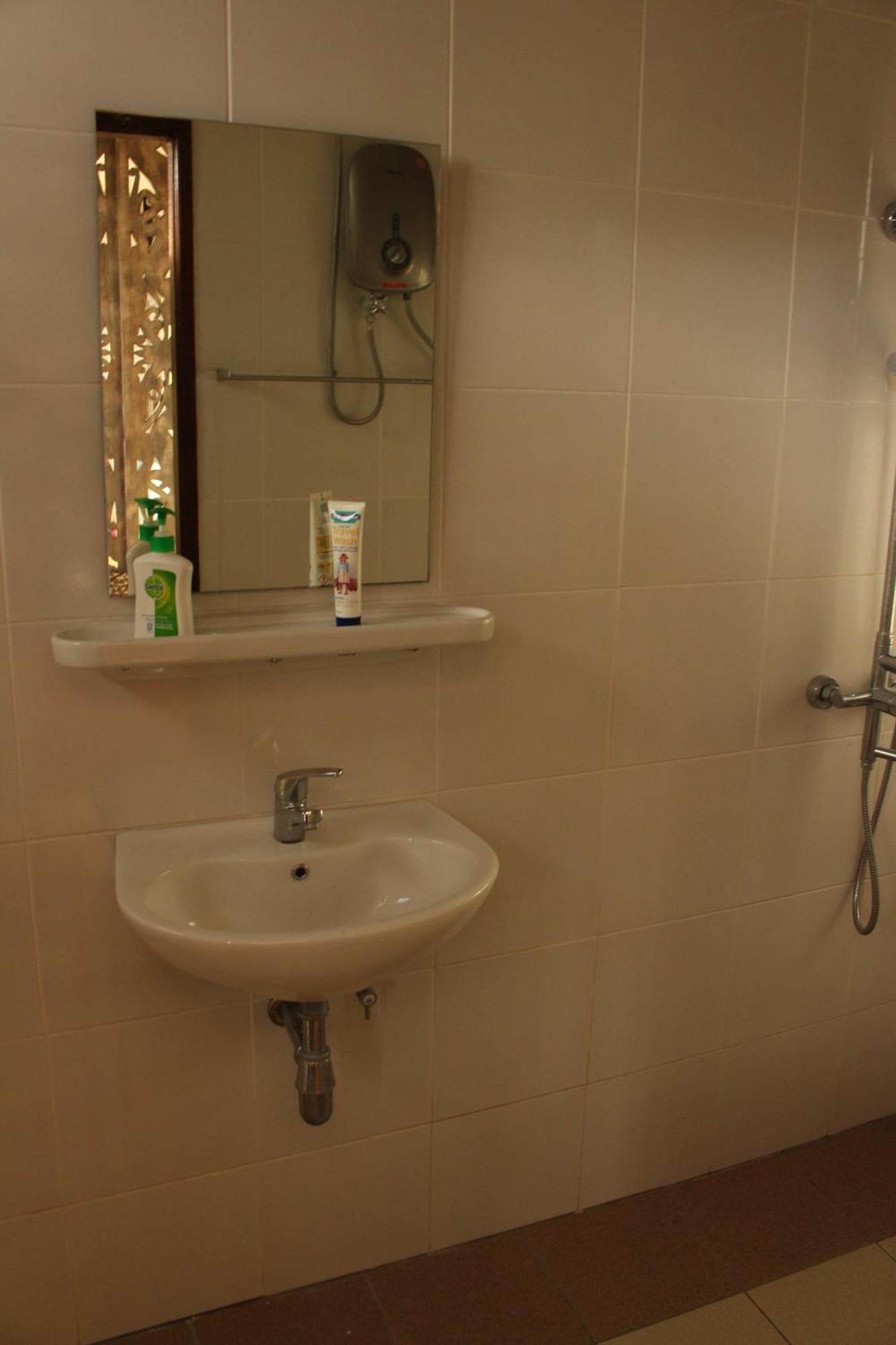Nanga Damai Homestay ซานตุบอง ห้อง รูปภาพ