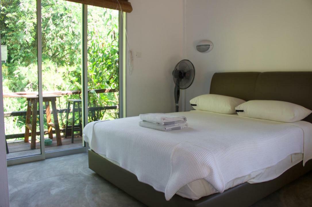 Nanga Damai Homestay ซานตุบอง ภายนอก รูปภาพ